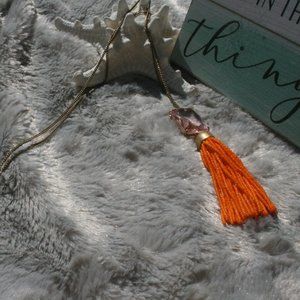 ORANGE FRINGE BEAD PENDANT IN GOLDTONE